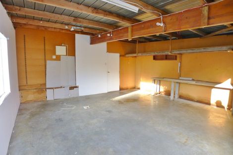 Photo of property in 83 Hobsonville Road, West Harbour, Auckland, 0618