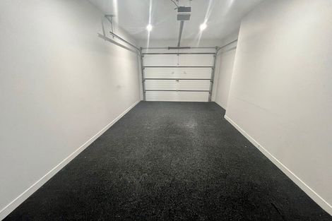 Photo of property in 32 Parahau Road, Papakura, 2110