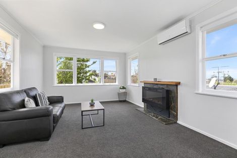 Photo of property in 6 Wembury Grove, Parkvale, Tauranga, 3112