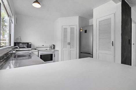 Photo of property in 2073 Takaka-collingwood Highway, Milnthorpe, Collingwood, 7073