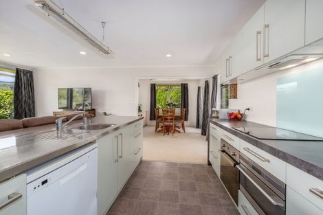 Photo of property in 2 Donlin Road, Pukerua Bay, 5026