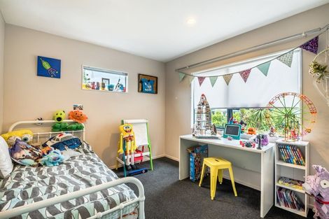 Photo of property in 6a Tallington Crescent, Torbay, Auckland, 0630