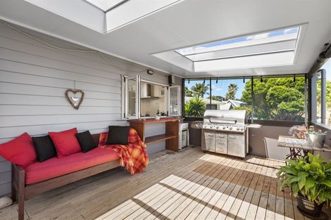 Photo of property in 12 Hilldale Crescent, Kuaotunu West, Whitianga, 3592