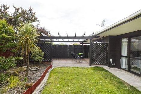Photo of property in 20 Colonial Place, Kelvin Grove, Palmerston North, 4414