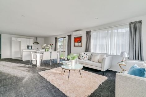 Photo of property in 18 Dalray Avenue, Takanini, 2112