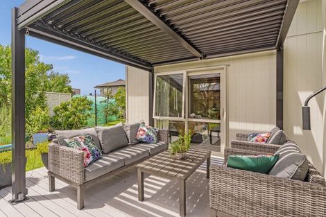 Photo of property in 7 Wells Place, Whitianga, 3510