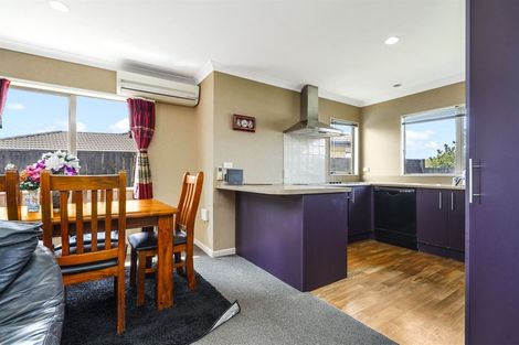 Photo of property in 4 Thistlewood Avenue, Hamilton East, Hamilton, 3216