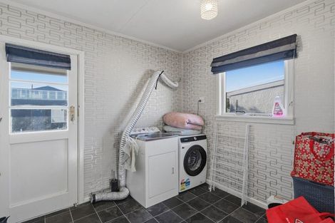Photo of property in 1 Ure Street, Windsor, Invercargill, 9810