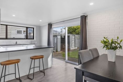 Photo of property in 280 Oxford Street, South Dunedin, Dunedin, 9012