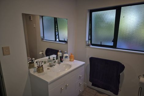 Photo of property in 56a Taikata Road, Te Atatu Peninsula, Auckland, 0610