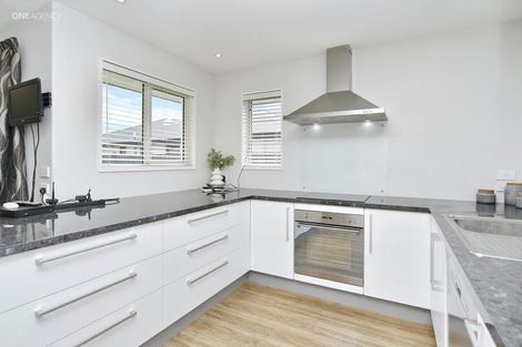 Photo of property in 276 Travis Road, New Brighton, Christchurch, 8083