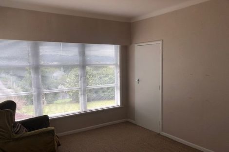 Photo of property in 9 Savoy Road, Glen Eden, Auckland, 0602