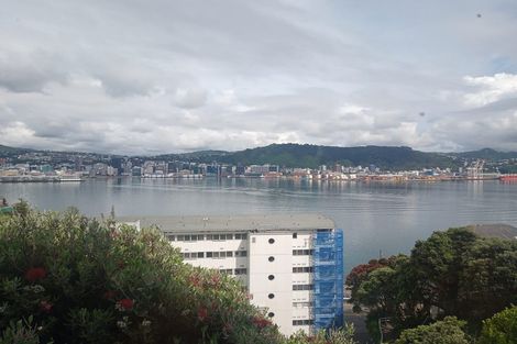 Photo of property in 14 Lindum Terrace, Roseneath, Wellington, 6011