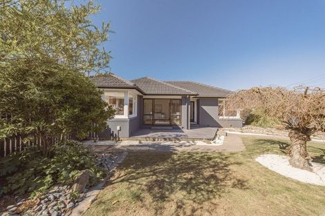 Photo of property in 15 Quebec Place, Wainoni, Christchurch, 8061