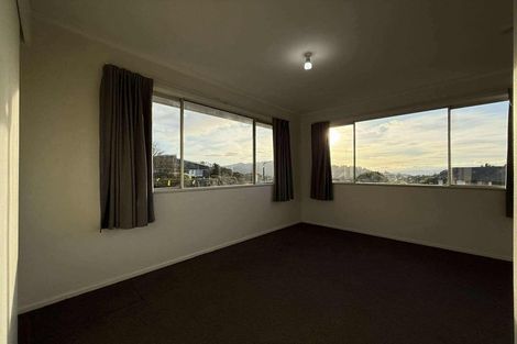 Photo of property in 285 Dowse Drive, Maungaraki, Lower Hutt, 5010