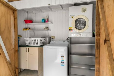 Photo of property in 4 Te Whai Street, Mangawhai Heads, Mangawhai, 0505