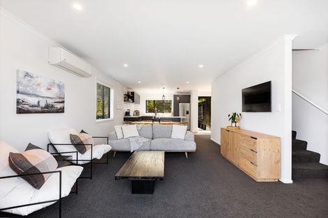 Photo of property in 7 Holystone Road, Whitby, Porirua, 5024