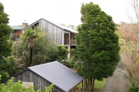 Photo of property in 99 Cockle Bay Road, Cockle Bay, Auckland, 2014