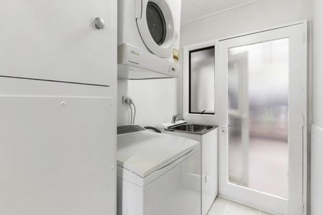 Photo of property in 36 Telstar Place, Beach Haven, Auckland, 0626