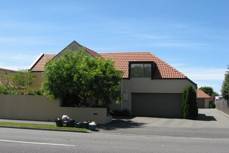 Photo of property in 114a Avonhead Road, Avonhead, Christchurch, 8042