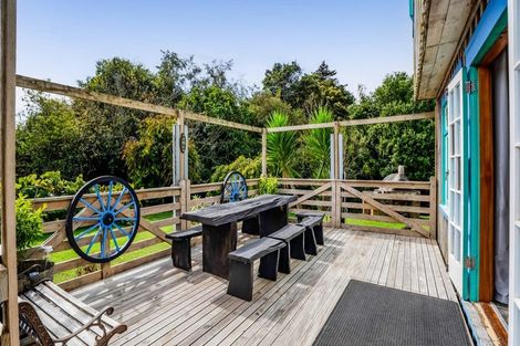 Photo of property in 100 Conway Road, Eltham, 4322