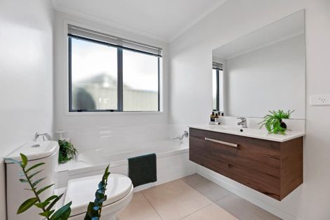 Photo of property in 7 Sable Lane, Pyes Pa, Tauranga, 3112