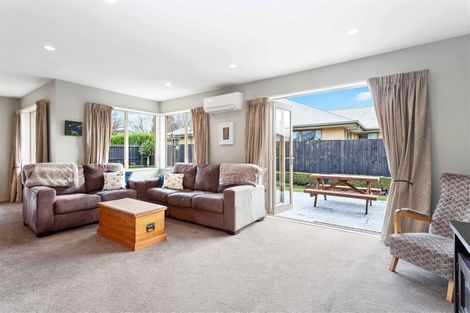 Photo of property in 4 Providence Place, Redwood, Christchurch, 8051