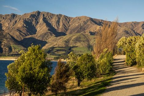 Photo of property in 34 Skinner Crescent, Lake Hawea, 9382