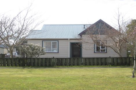 Photo of property in 2 Orlando Street, Stratford, 4332