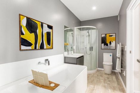 Photo of property in 16 Kopua Place, Whitby, Porirua, 5024