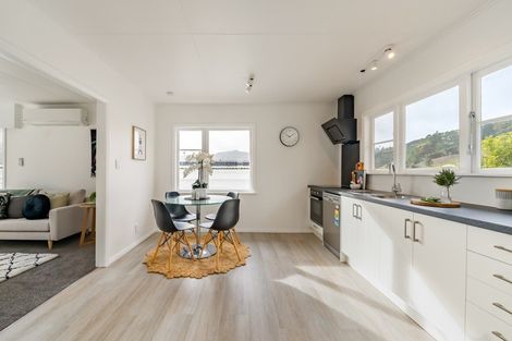 Photo of property in 49 Lees Grove, Wainuiomata, Lower Hutt, 5014