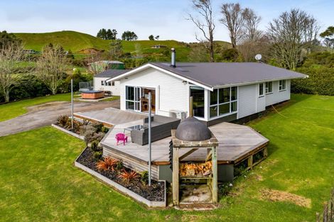 Photo of property in 1288 Richmond Road, Everett Park, Inglewood, 4389