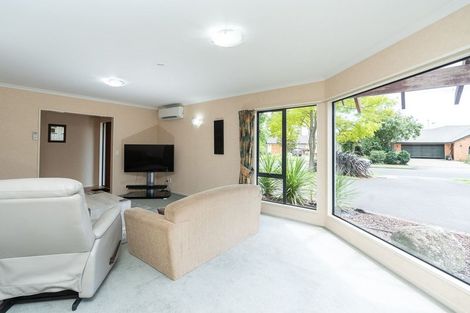 Photo of property in 15 Fendalton Drive, Rototuna, Hamilton, 3210