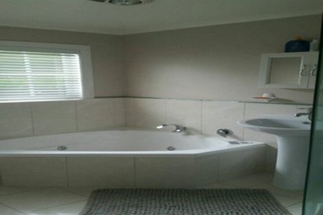 Photo of property in 454 Otumoetai Road, Otumoetai, Tauranga, 3110