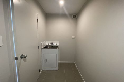 Photo of property in 60 Kuaka Drive, Takanini, 2112