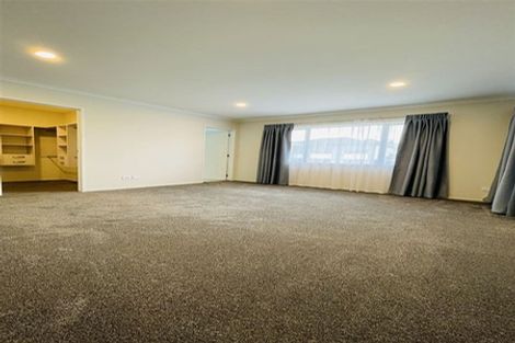 Photo of property in 28 Lime Hill Rise, Flat Bush, Auckland, 2019
