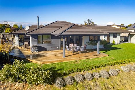 Photo of property in 12 Les Wakefield Road, Mapua, 7005