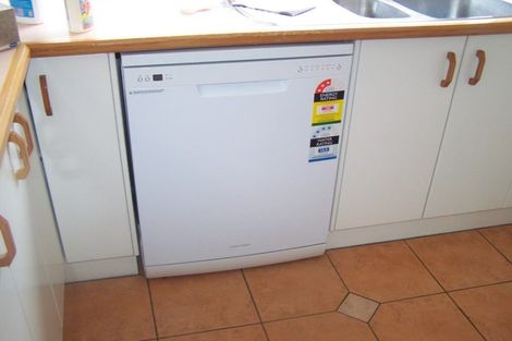 Photo of property in 1/47 Wiltshire Place, Somerville, Auckland, 2014