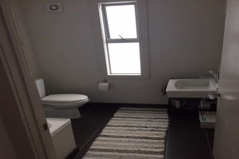 Photo of property in The Terraces, 19/9 Humber Street, Pandora, Napier, 4110