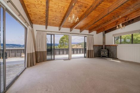 Photo of property in 4 Pohutukawa Grove, Whitianga, 3510