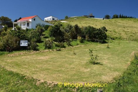 Photo of property in 2 Emay Crescent, Pahi, Paparoa, 0571