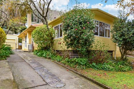 Photo of property in 1 Charlotte Street, The Brook, Nelson, 7010