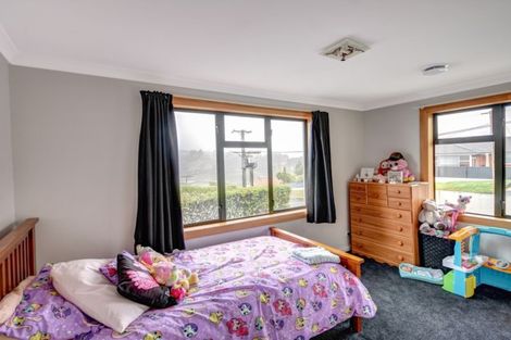 Photo of property in 4 Devonport Street, Green Island, Dunedin, 9018