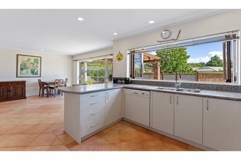 Photo of property in 110 Landing Drive, Albany, Auckland, 0632