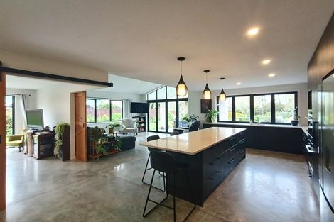 Photo of property in 3 Bosworth Street, Egmont Village, 4372