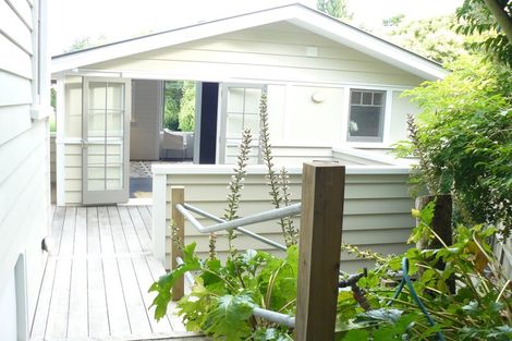 Photo of property in 20 Seabreeze Road, Narrow Neck, Auckland, 0624