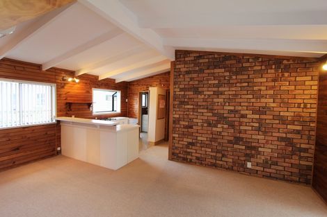 Photo of property in 23 Bluewater Place, Wattle Downs, Auckland, 2103