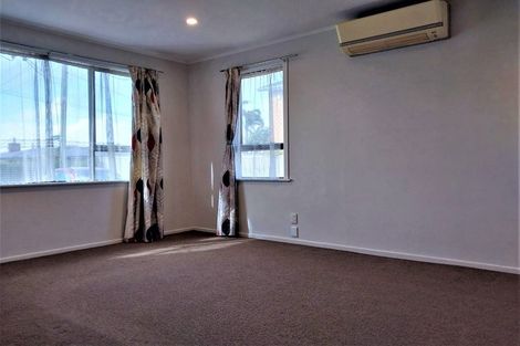 Photo of property in 21 Rogers Road, Manurewa, Auckland, 2102