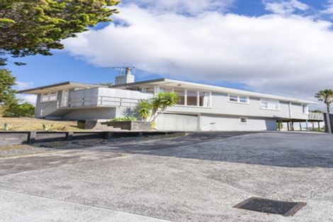 Photo of property in 83 Matipo Road, Mairangi Bay, Auckland, 0630