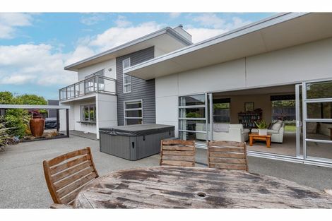 Photo of property in 5 Kensington Avenue, Rangiora, 7400